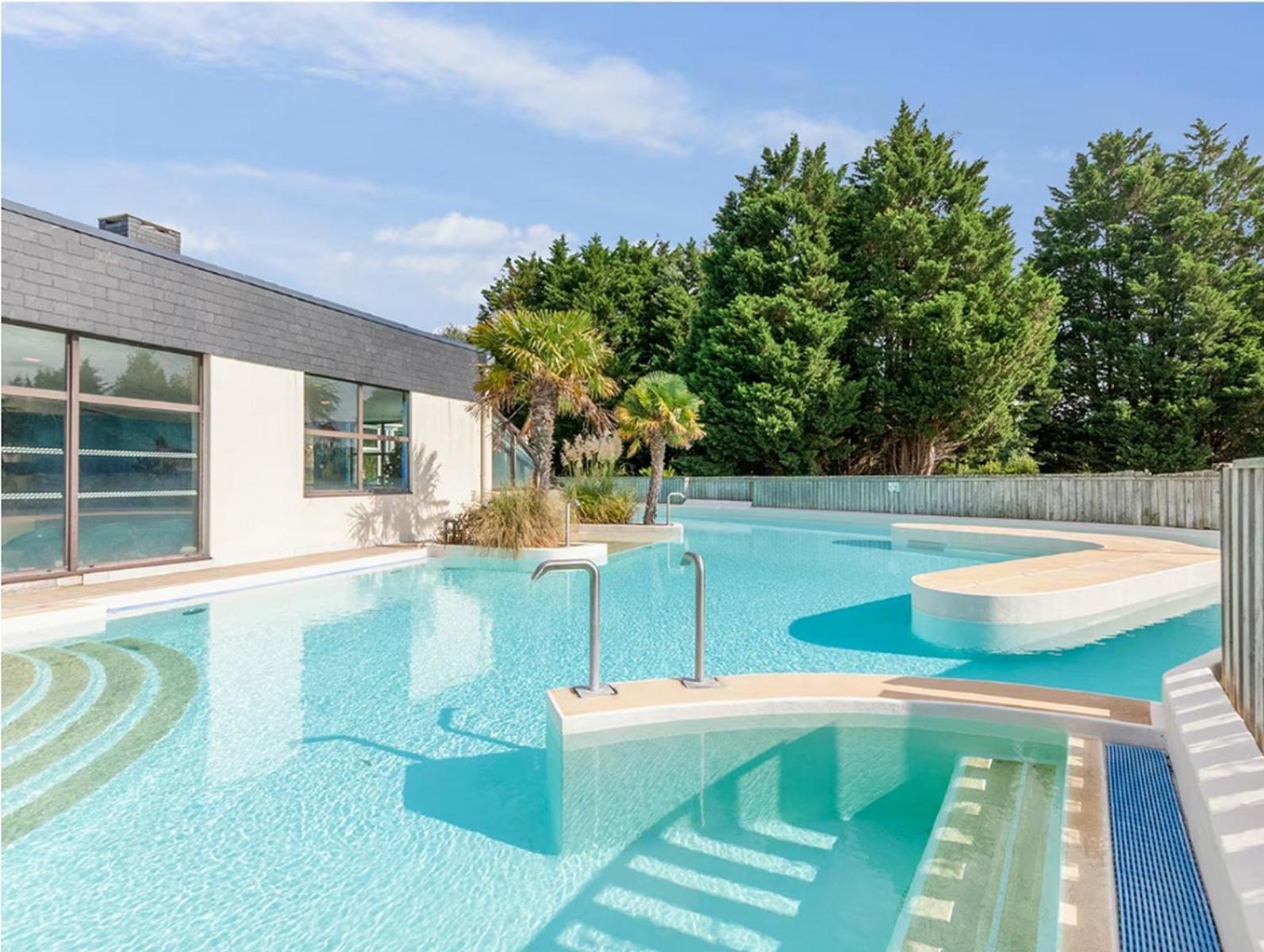 Cottage Dans Village Normandy Garden Pierre & Vacances Branville Exterior photo